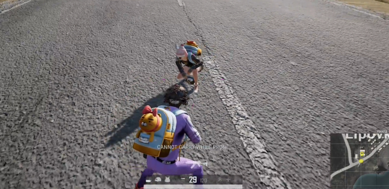 绝地求生怎么打到滑翔机